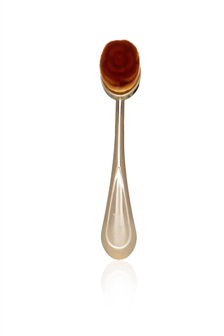 Hypoallergenic Vegan Foundation & Highlighter Brush